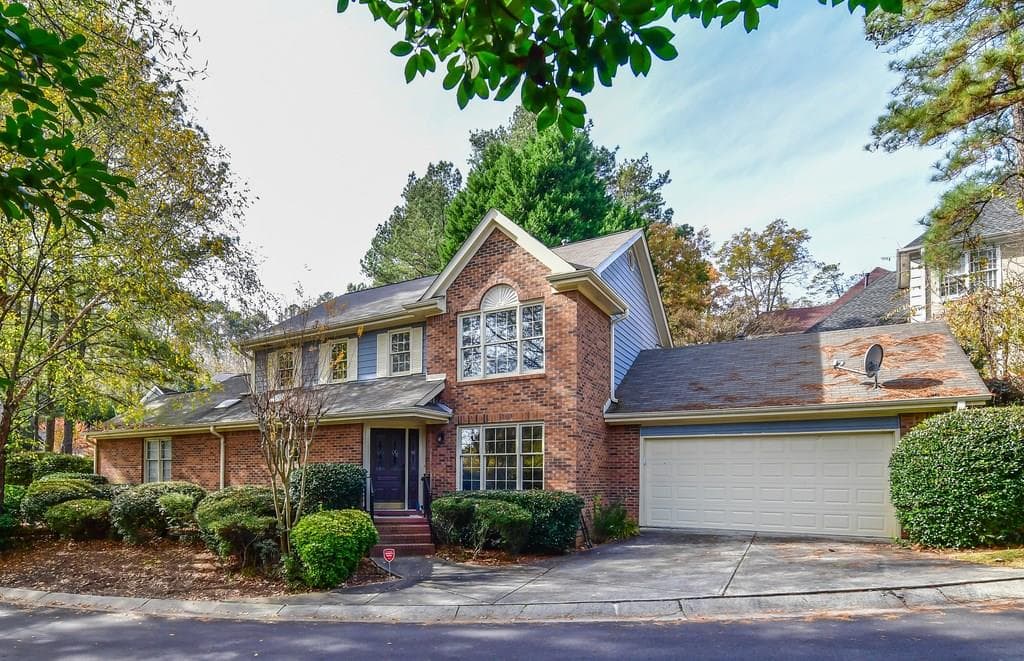 1039 Shady Valley Place, Brookhaven, GA 30324 — most recent listing photo