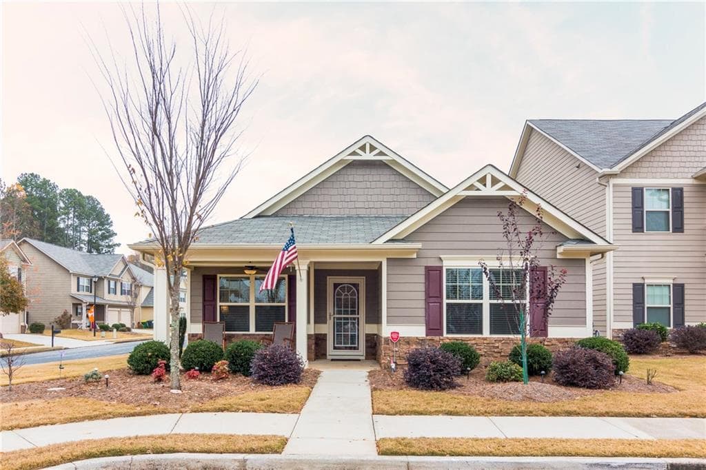 3 bedroom, 1,596 sq ft single family residence sold at 400 Parkstone Drive, Woodstock, GA 30188
