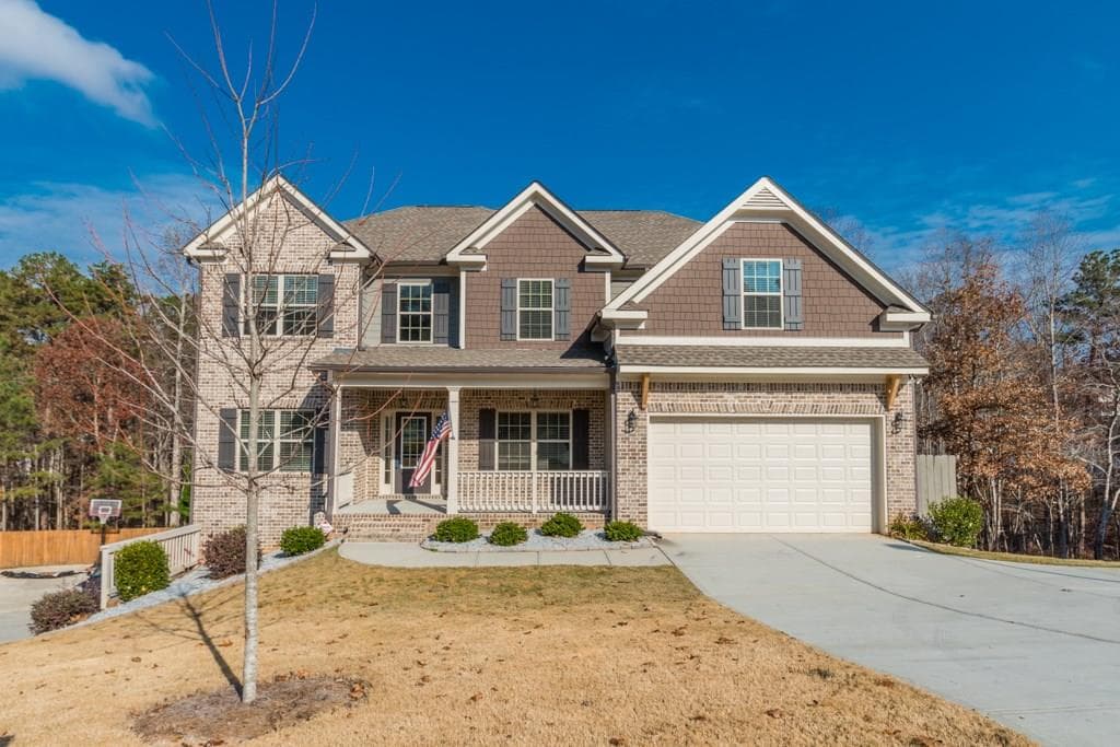 4 bedroom, 4,363 sq ft single family residence sold at 265 Amberbrook Circle, Grayson, GA 30017