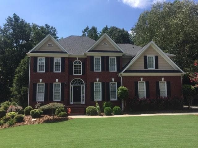 6 bedroom, 4,489 sq ft single family residence sold at 4005 Bridle Ridge Drive, Suwanee, GA 30024