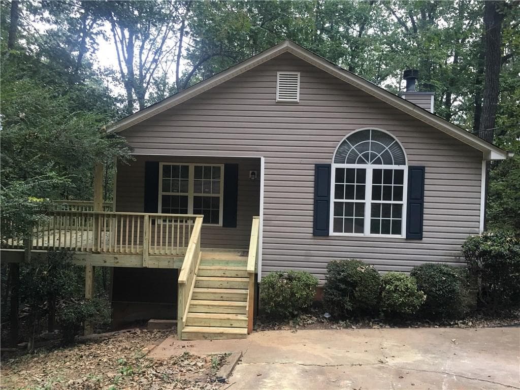 5620 Lakeview Court, Gainesville, GA 30506 — most recent listing photo