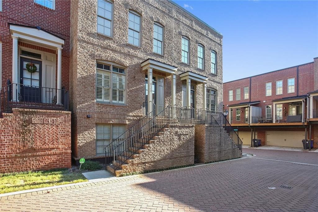 828 Virginia Park Circle, Atlanta, GA 30306 — most recent listing photo