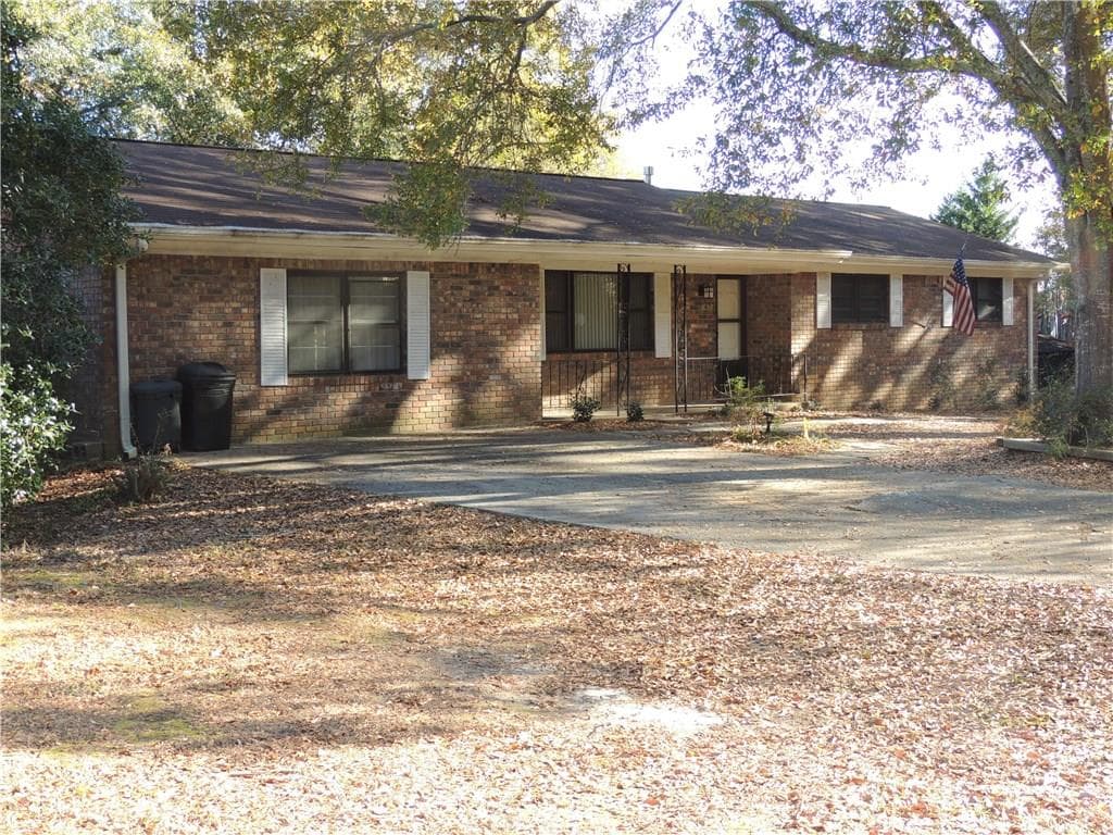 2670 Baramore Road, Marietta, GA 30062 — most recent listing photo