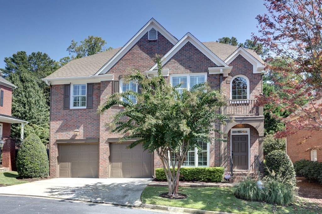 4 bedroom, 3,430 sq ft single family residence sold at 3721 Wescott Way, Brookhaven, GA 30319