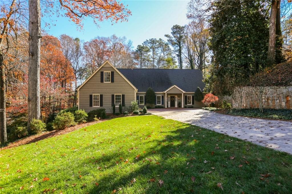 9230 Huntcliff Trace, Sandy Springs, GA 30350 — most recent listing photo