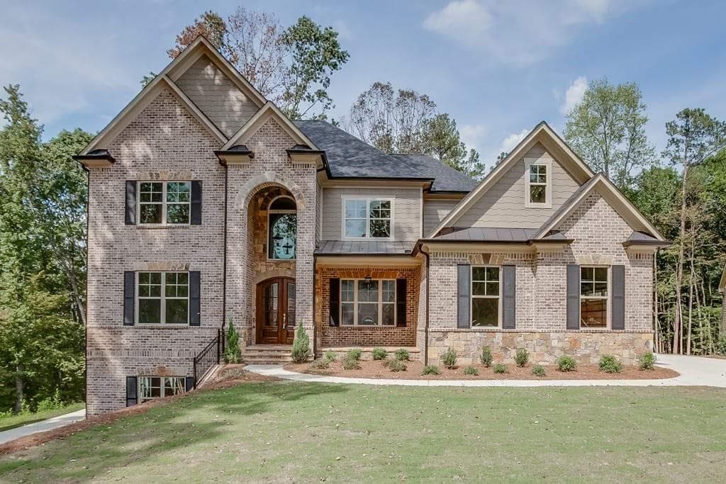 4 bedroom, 3,938 sq ft single family residence sold at 1020 Laurel Cove, Hoschton, GA 30548