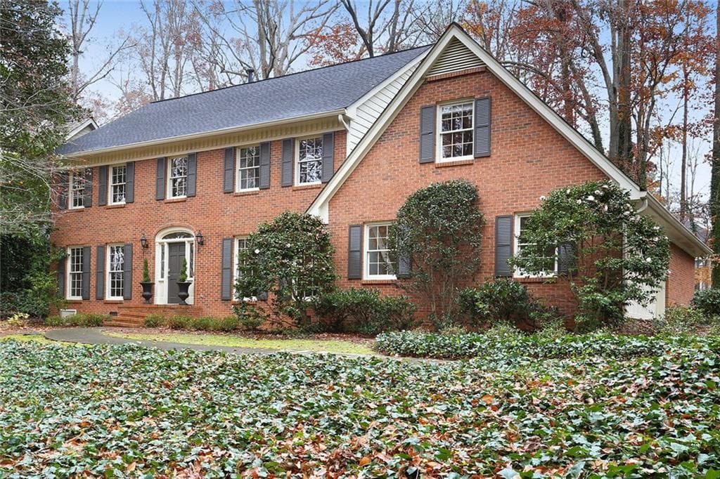 6440 River Chase Circle, Sandy Springs, GA 30328 — most recent listing photo