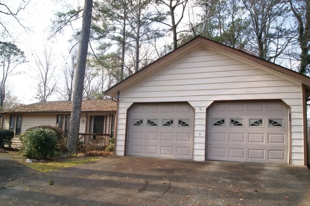 467 Greystone Trace, Marietta, GA 30068 — most recent listing photo
