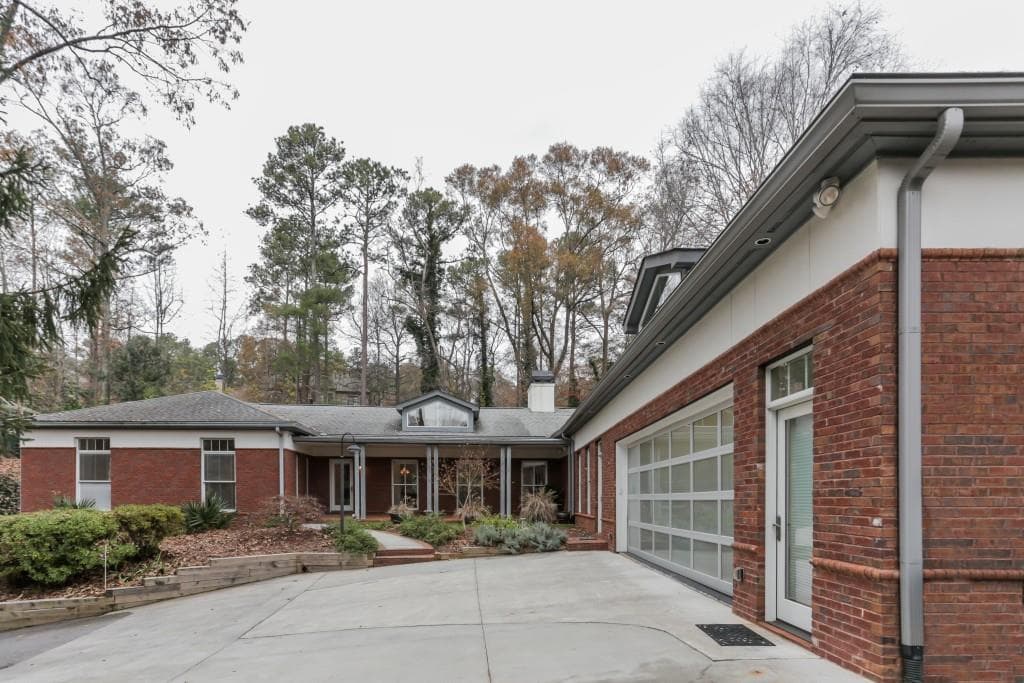 3257 Teton Drive, Atlanta, GA 30339 — most recent listing photo