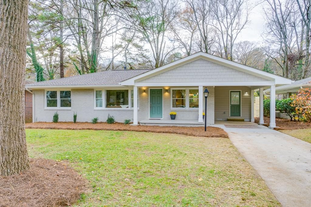 3 bedroom, 1,629 sq ft single family residence sold at 907 Gresham Avenue, Atlanta, GA 30316