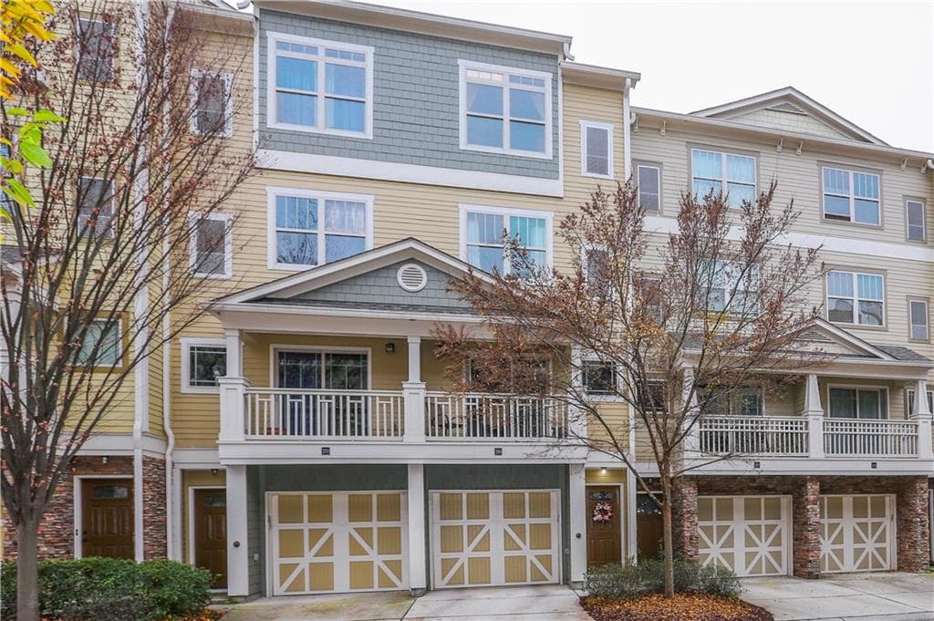 2 bedroom, 1,239 sq ft townhouse sold at 221 Semel Circle 268, Atlanta, GA 30309