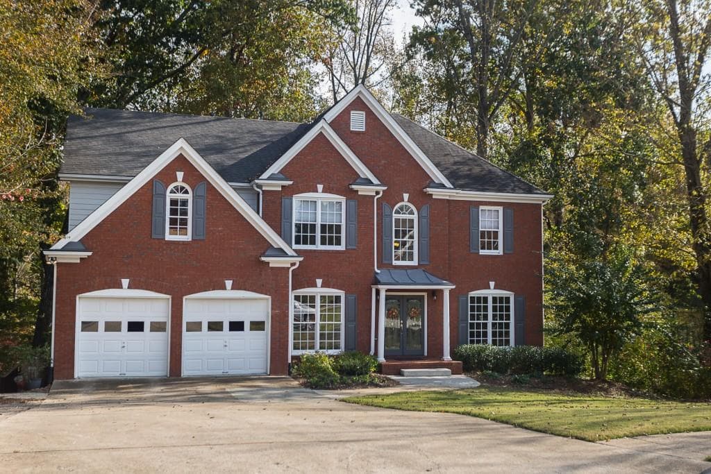5 bedroom single family residence sold at 3860 Three Chimneys Lane, Cumming, GA 30041