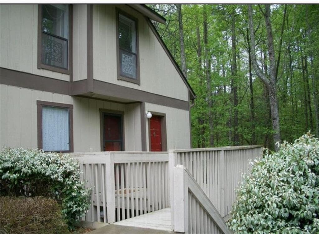 709 Woodcliff Drive, Sandy Springs, GA 30350 — most recent listing photo