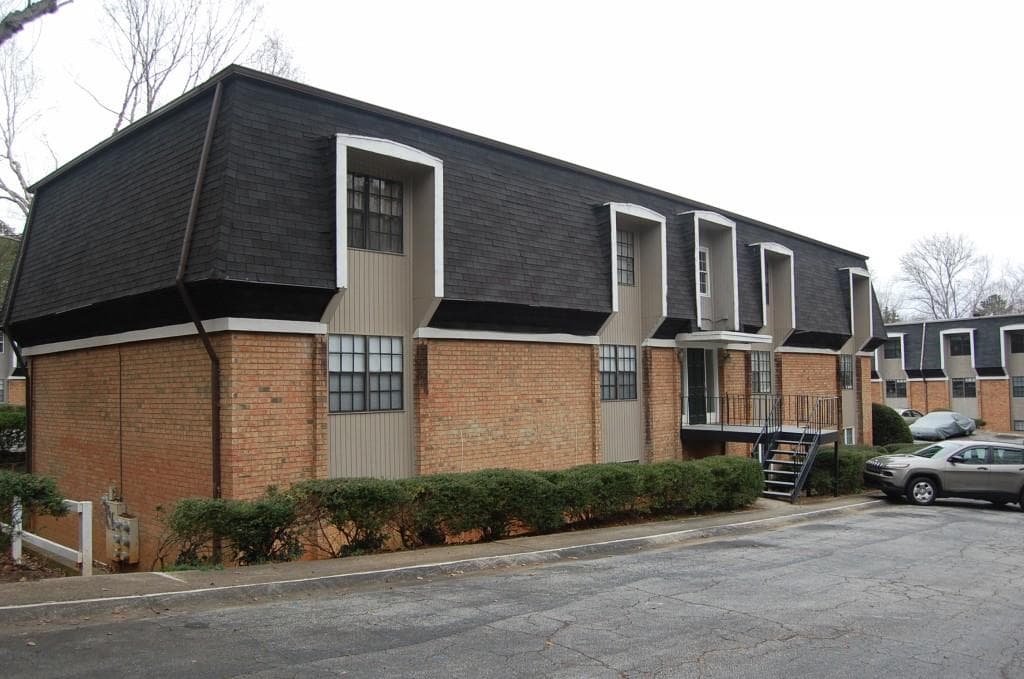 355 Winding River Drive D, Atlanta, GA 30350 — most recent listing photo