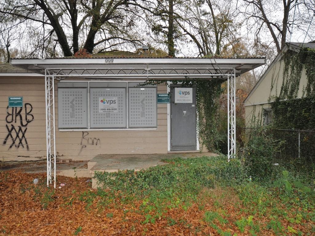 3 bedroom, 966 sq ft single family residence sold at 999 Oakland Drive, Atlanta, GA 30310