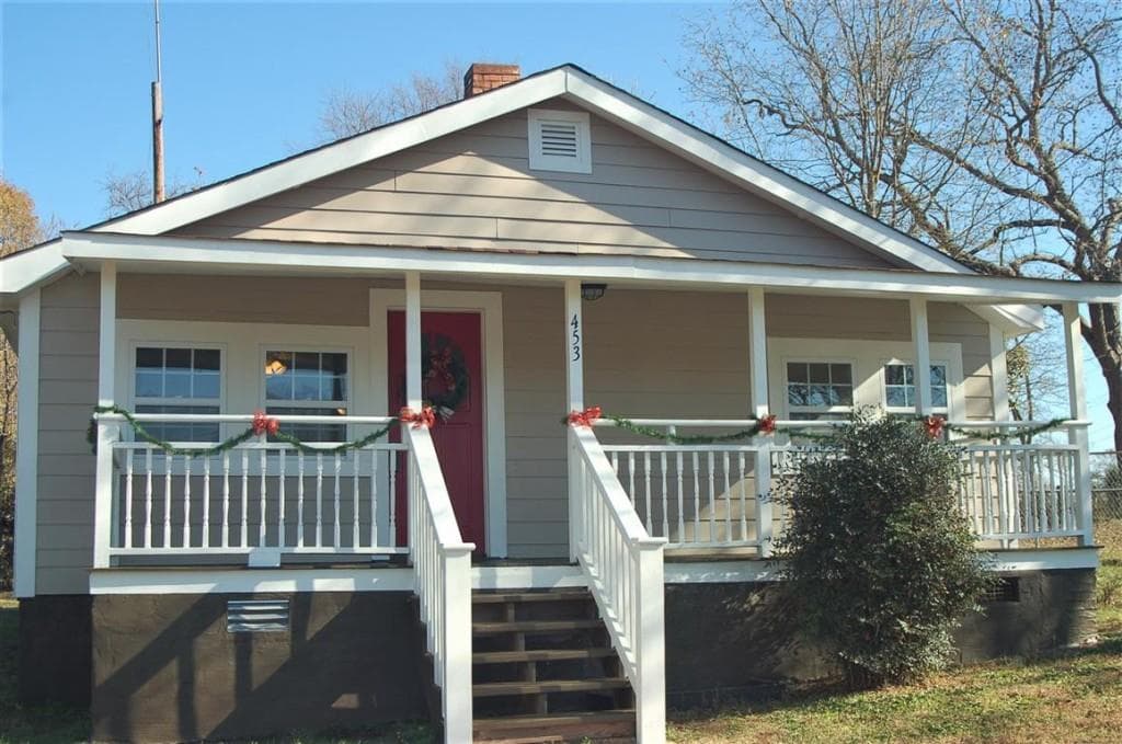 453 Spring Street, Commerce, GA 30529 — most recent listing photo