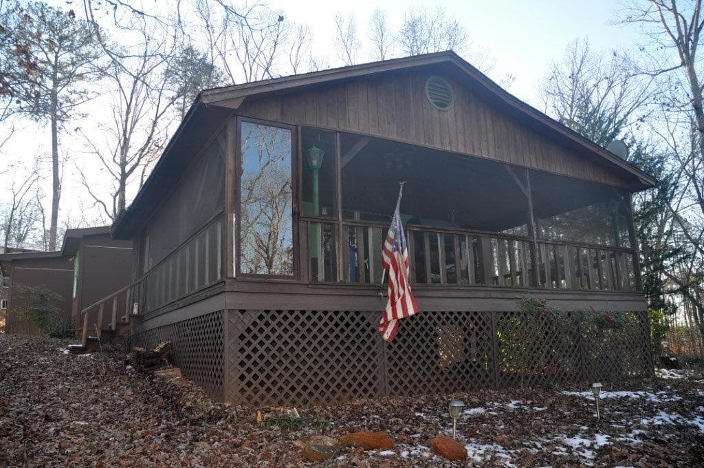 76 TIMBER Trail, Toccoa, GA 30577 — most recent listing photo