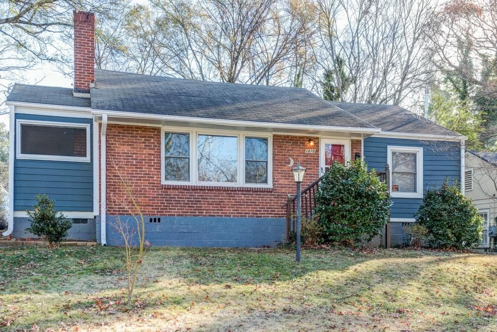2 bedroom, 1,044 sq ft single family residence sold at 1878 Sylvan Road, Atlanta, GA 30310