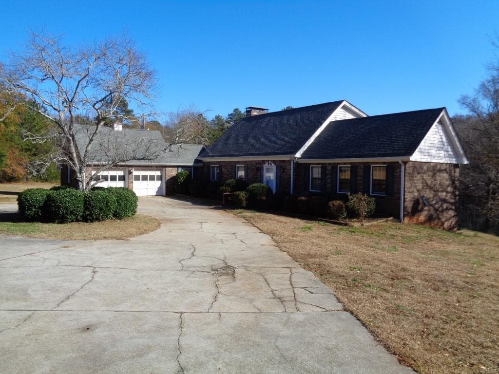4545 Twin Lakes Drive, Monroe, GA 30656 — most recent listing photo