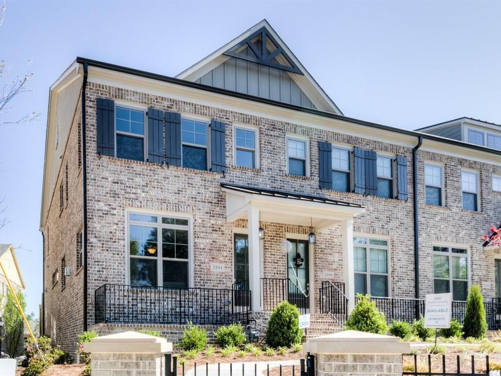 2294 McLean Chase 11, Smyrna, GA 30080 — most recent listing photo