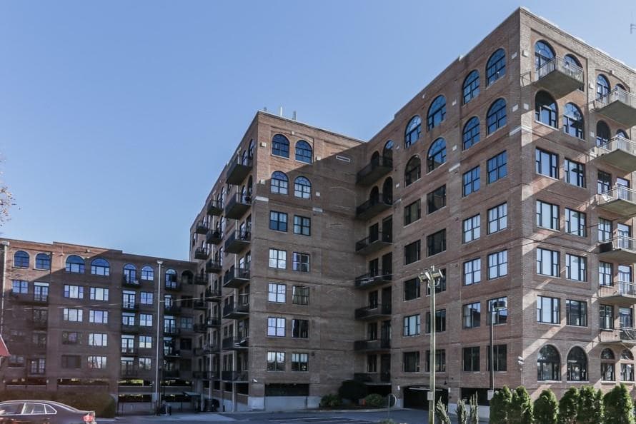 3235 Roswell Road 914, Atlanta, GA 30305 — most recent listing photo