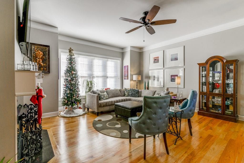 3 bedroom, 2,010 sq ft townhouse sold at 1380 Parkview Lane, Atlanta, GA 30324