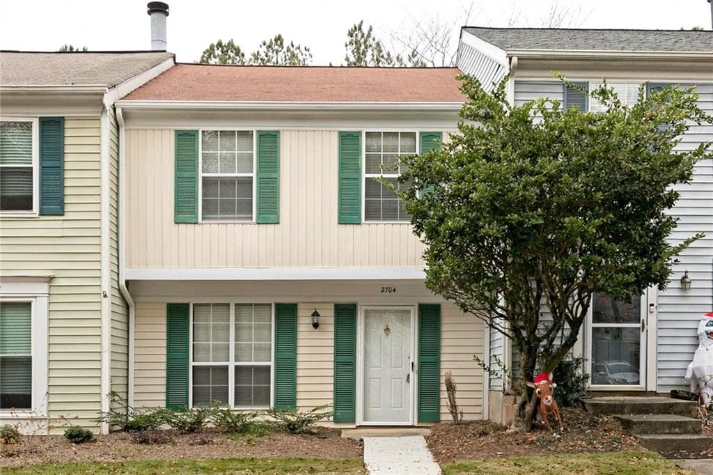 2704 Queen Anne Court, Sandy Springs, GA 30350 — most recent listing photo