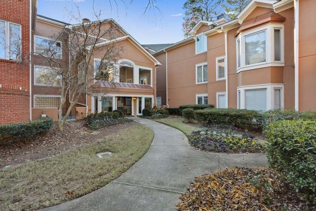 5244 Brooke Ridge Drive 5244, Dunwoody, GA 30338 — most recent listing photo