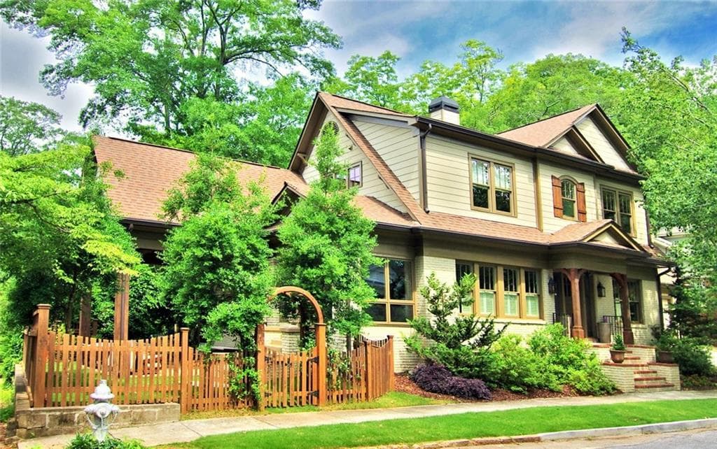 4 bedroom single family residence sold at 1426 High Point Place, Atlanta, GA 30306