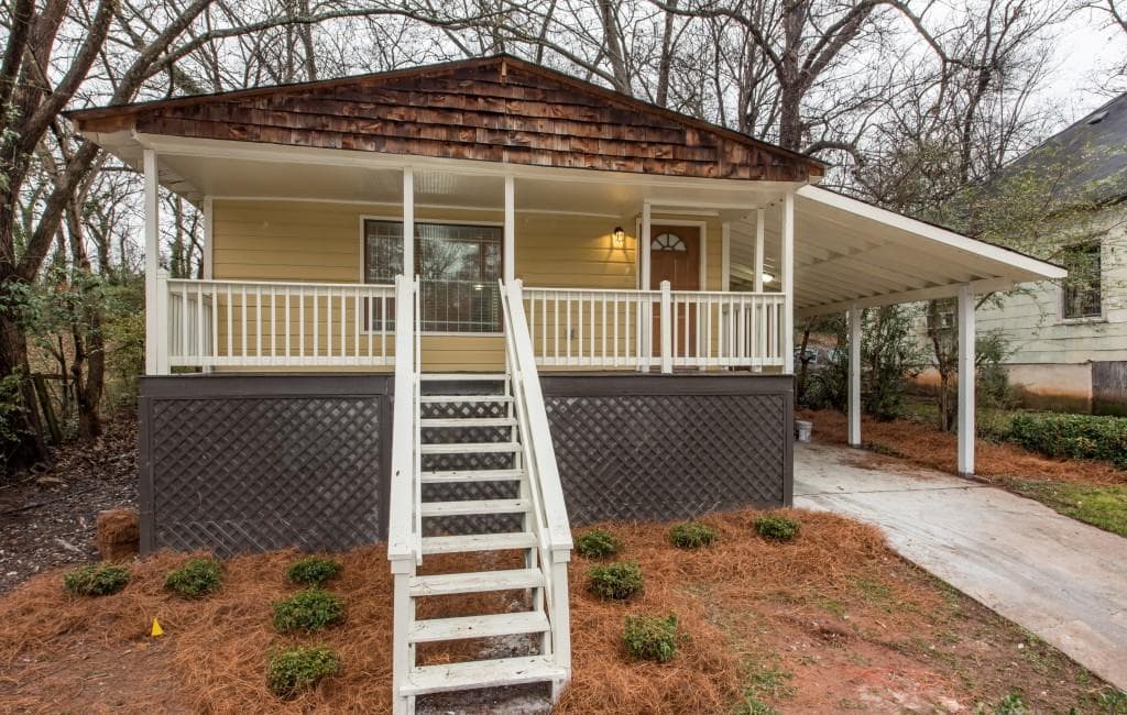 3 bedroom, 920 sq ft single family residence sold at 33 Dorothy Street, Atlanta, GA 30315
