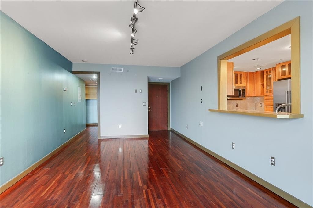 2 bedroom, 1,435 sq ft condominium sold at 199 14th Street 1712, Atlanta, GA 30309