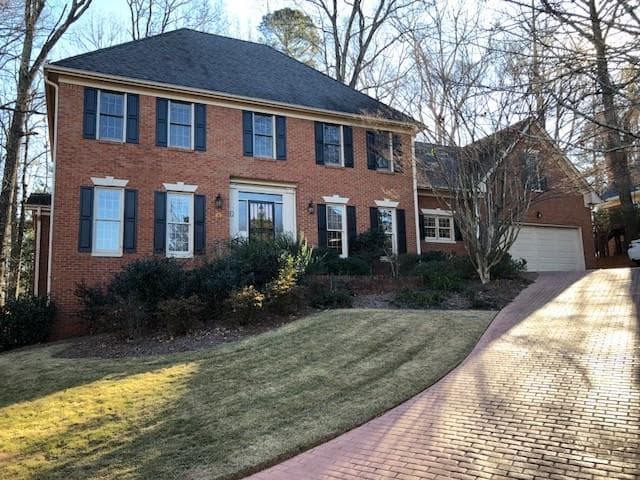 4 bedroom, 4,323 sq ft single family residence sold at 5 Downshire Circle, Decatur, GA 30033