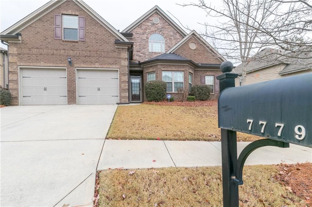 7779 Birdsview Drive, Fairburn, GA 30213 — most recent listing photo