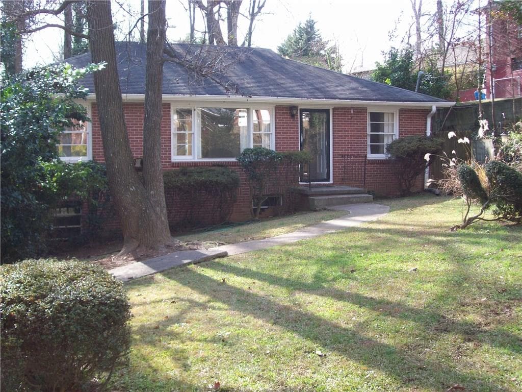 812 Daniell Drive, Smyrna, GA 30080 — most recent listing photo
