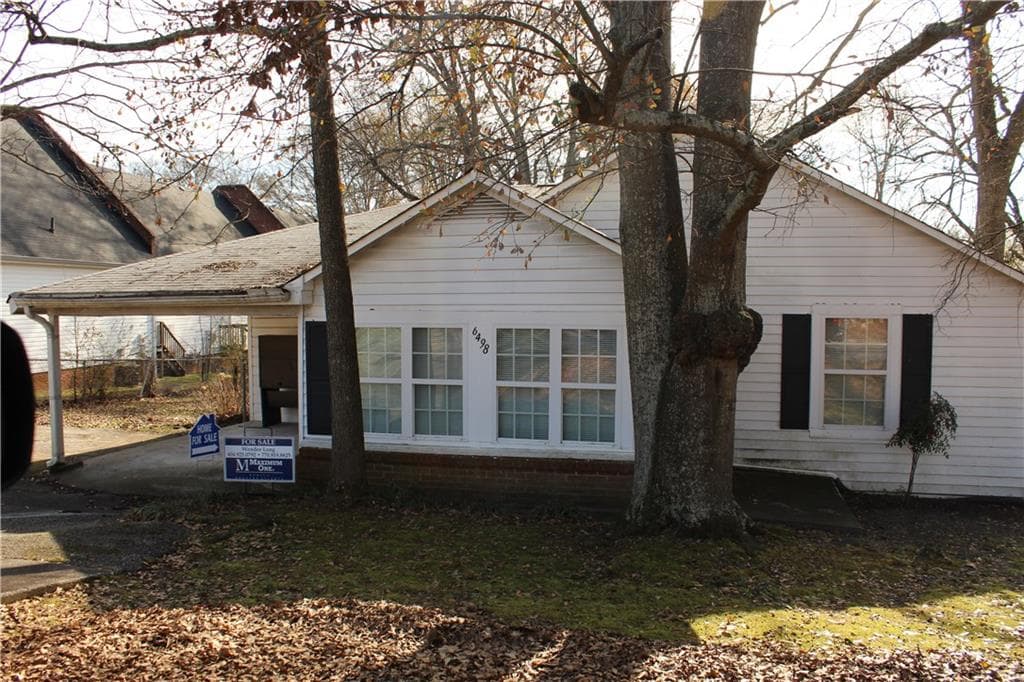 3 bedroom, 1,302 sq ft single family residence sold at 6498 Spring Street, Douglasville, GA 30134
