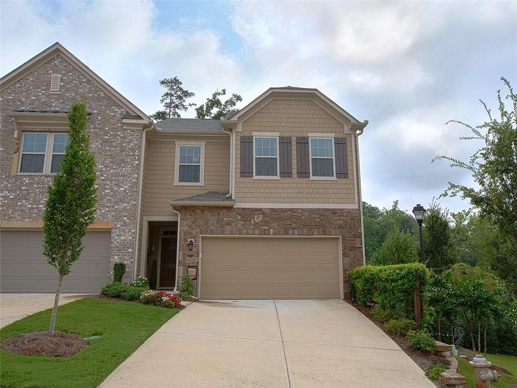 1636 Lenox Overlook Road, Brookhaven, GA 30329 — most recent listing photo
