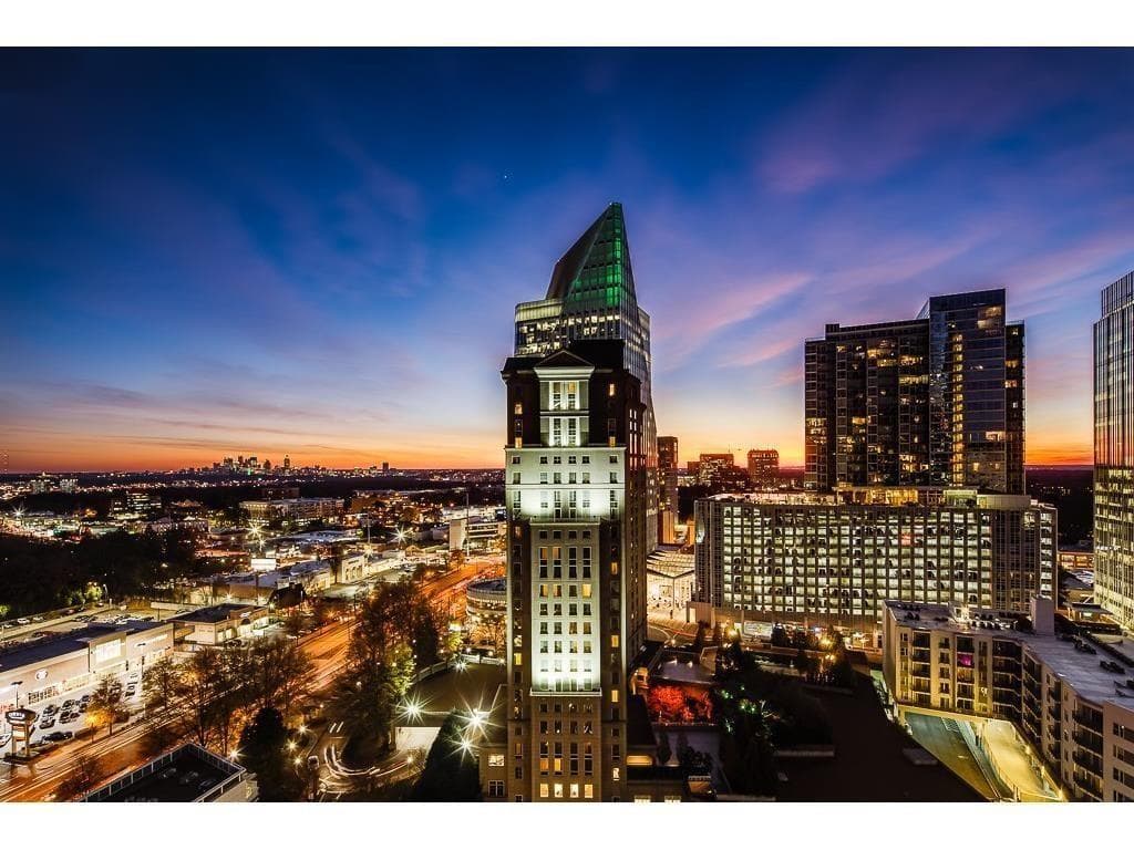 1 bedroom, 736 sq ft condominium sold at 3324 Peachtree Road 1708, Atlanta, GA 30326