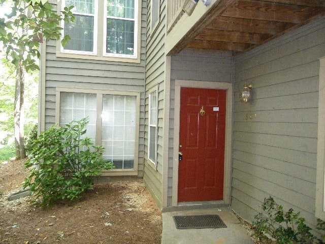 2 bedroom, 1,244 sq ft condominium sold at 801 Country Park Drive, Smyrna, GA 30080