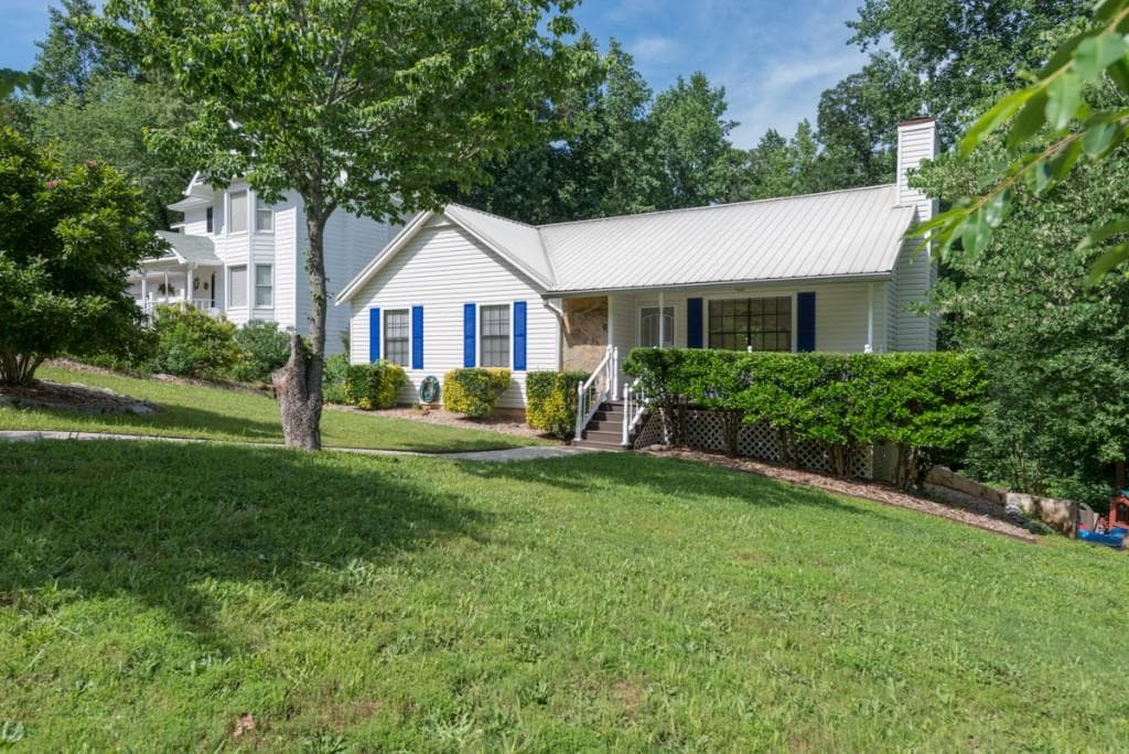 2754 Laurel View Drive, Snellville, GA 30039 — most recent listing photo