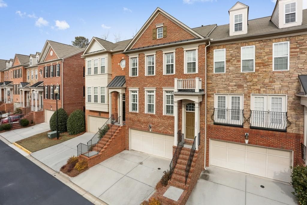 2834 Loftview Square, Atlanta, GA 30339 — most recent listing photo