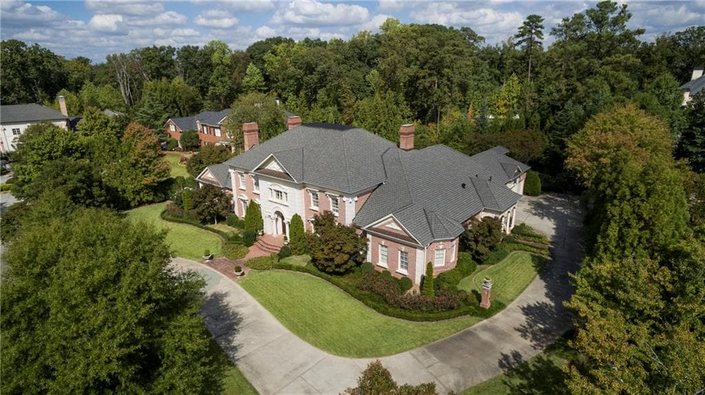 6 bedroom, 15,715 sq ft single family residence sold at 4168 Randall Court, Atlanta, GA 30327