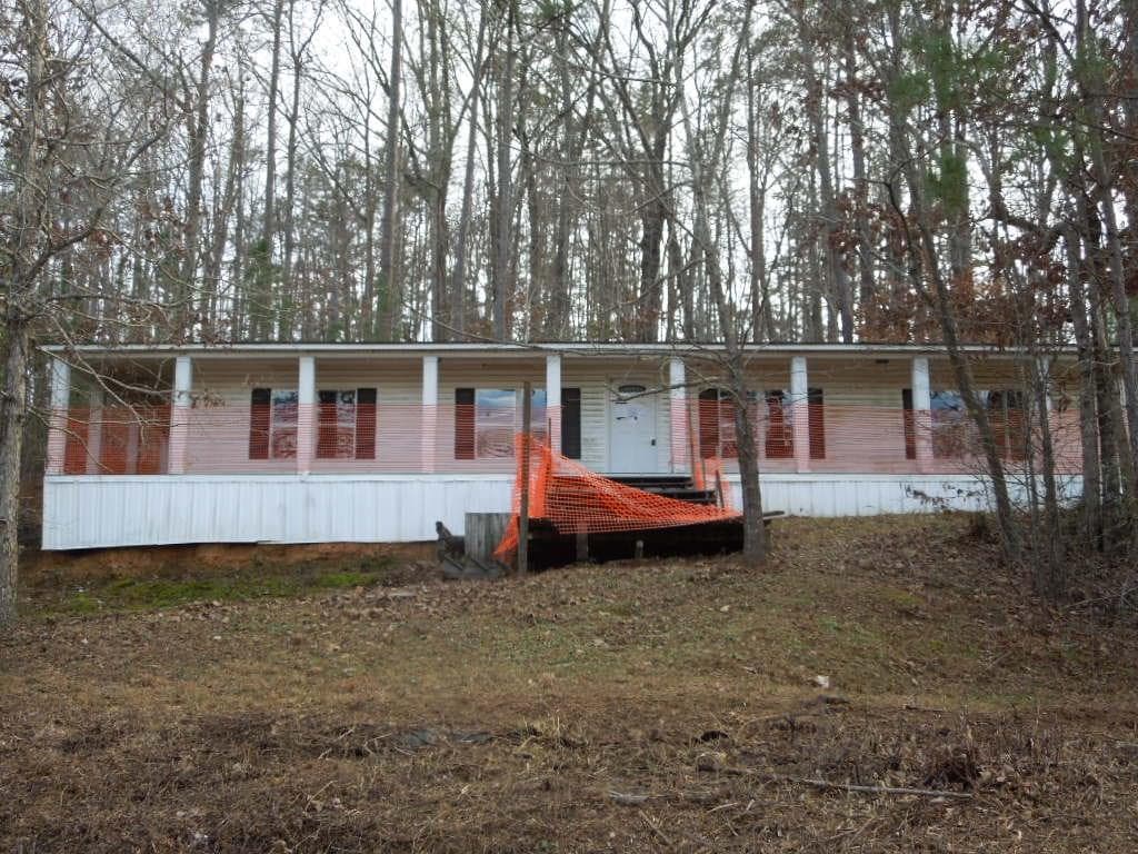 3 bedroom, 1,742 sq ft single family residence sold at 6670 Skyview Drive, Acworth, GA 30101