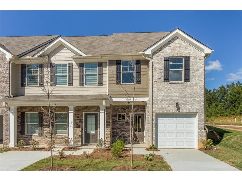 1975 Old Dogwood 75, Jonesboro, GA 30238 — most recent listing photo