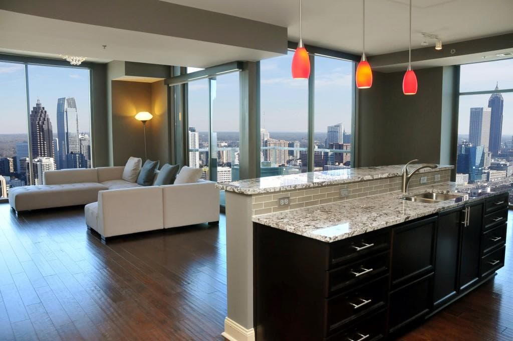 2 bedroom, 1,821 sq ft condominium sold at 270 17th Street 4402, Atlanta, GA 30363