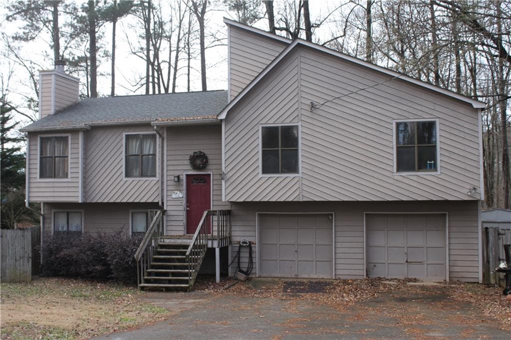 4 bedroom, 1,928 sq ft single family residence sold at 1404 River Landing Way, Woodstock, GA 30188