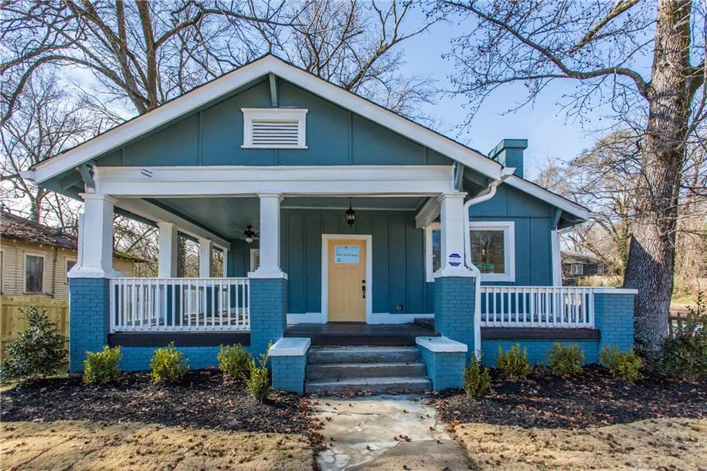 3 bedroom single family residence sold at 1113 Metropolitan Parkway, Atlanta, GA 30310