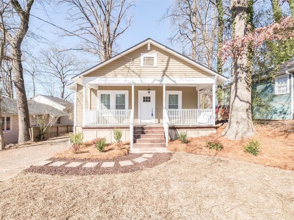 2 bedroom, 924 sq ft single family residence sold at 2611 Church Street, Atlanta, GA 30318