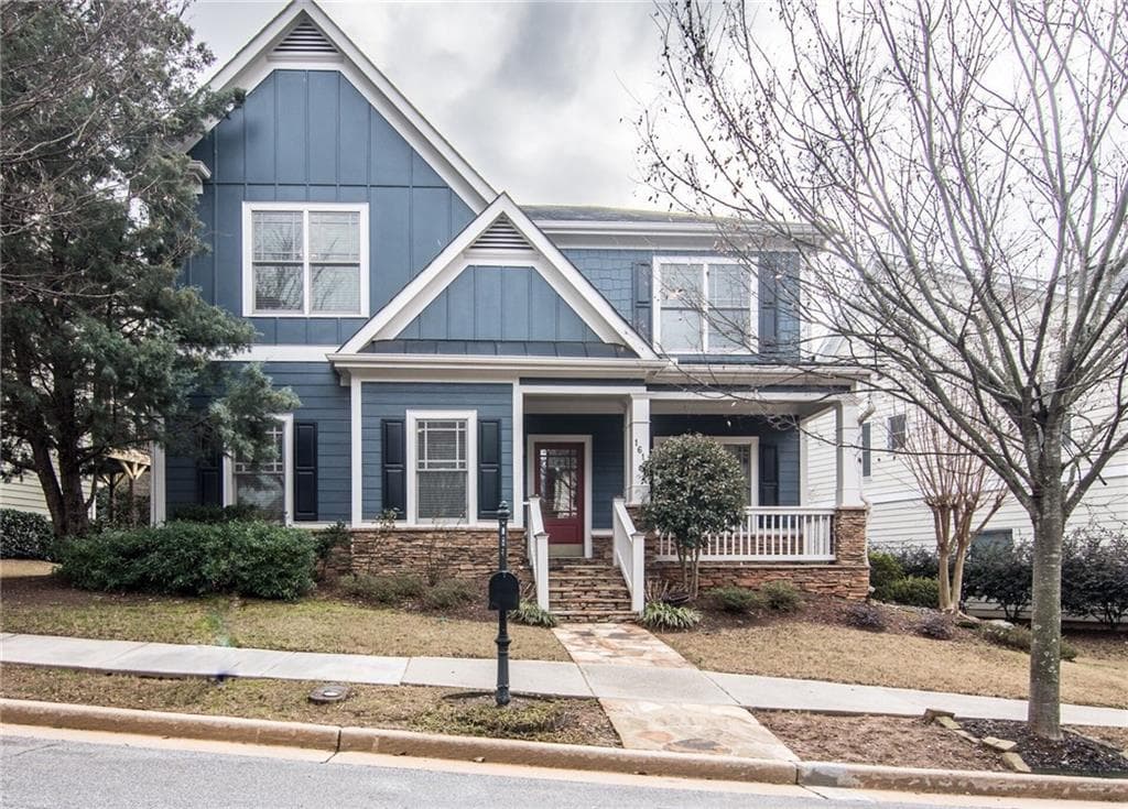 4 bedroom, 2,714 sq ft single family residence sold at 1613 Gilstrap Lane, Atlanta, GA 30318