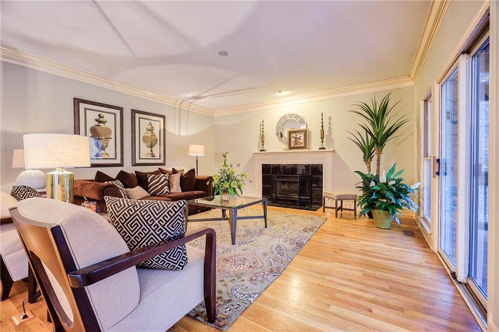 5 bedroom, 3,424 sq ft single family residence sold at 1255 Wildcliff Parkway, Atlanta, GA 30329