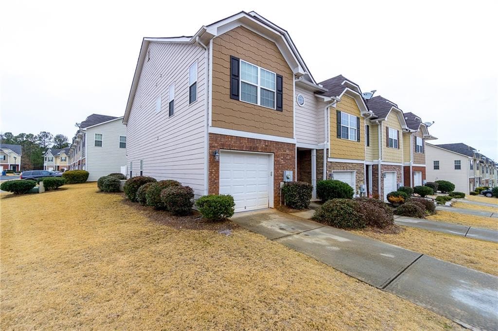 2105 Burns View Lane, Lawrenceville, GA 30044 — most recent listing photo